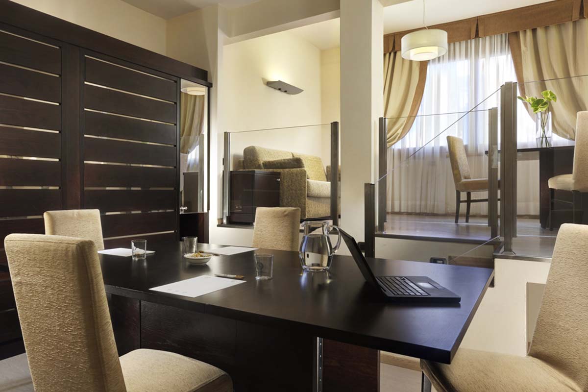 Grand Hotel Mediterraneo3